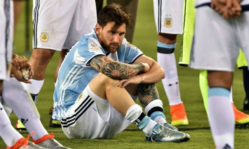 Messi là cầu thủ của nước nào? 